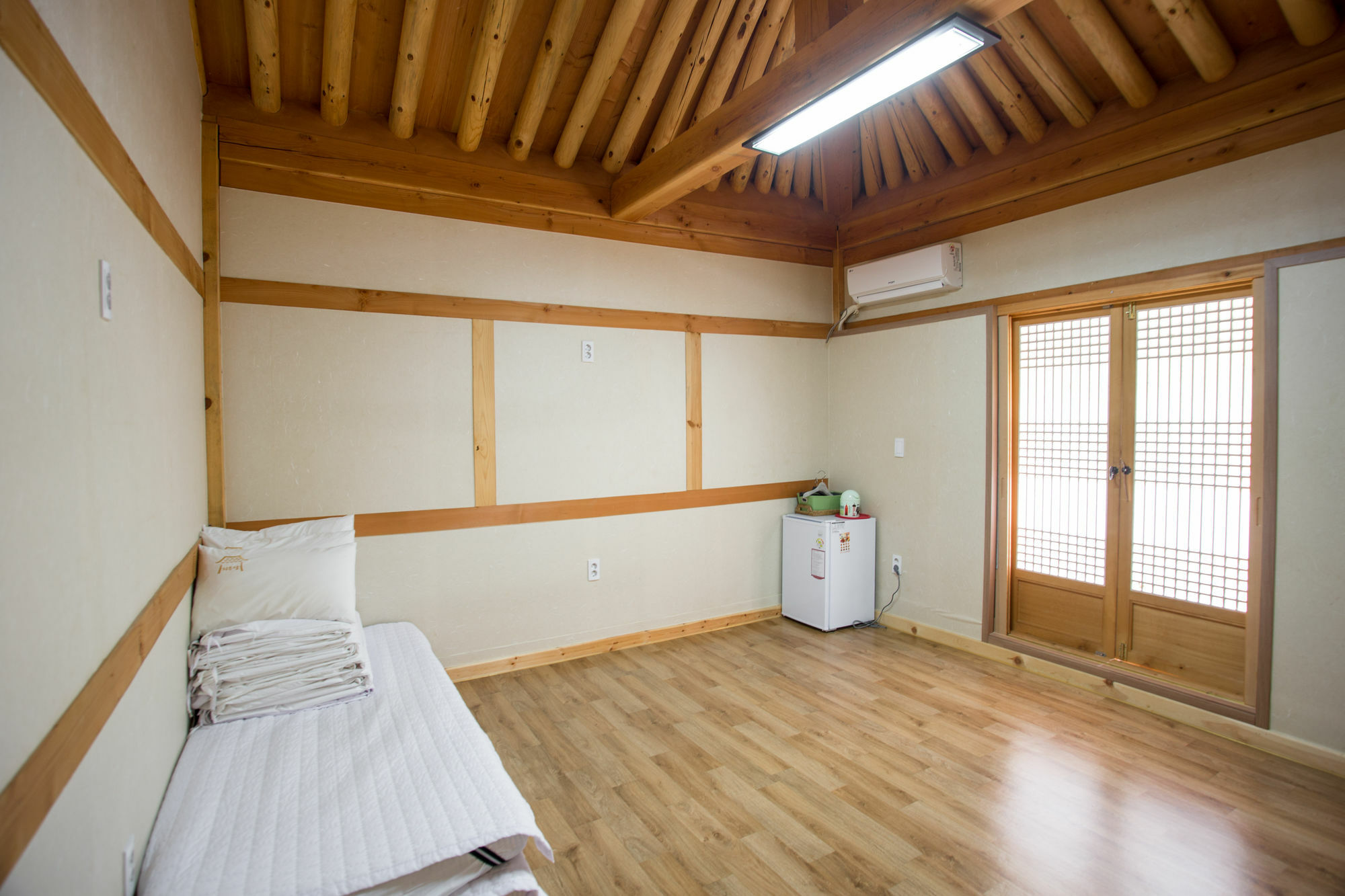 Hotel Jiwoo Dang Jeonju Exterior foto